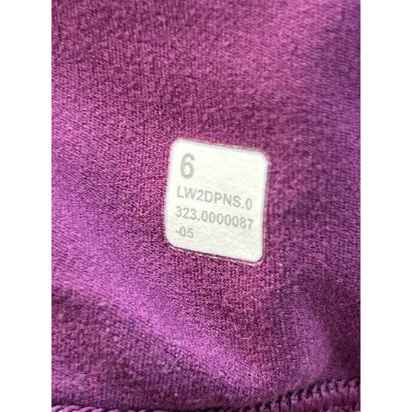 Lululemon Womens Sports Bra Align V-Neck Light Support A/B Cup Gym Purple Size 6 - Picture 6 of 9